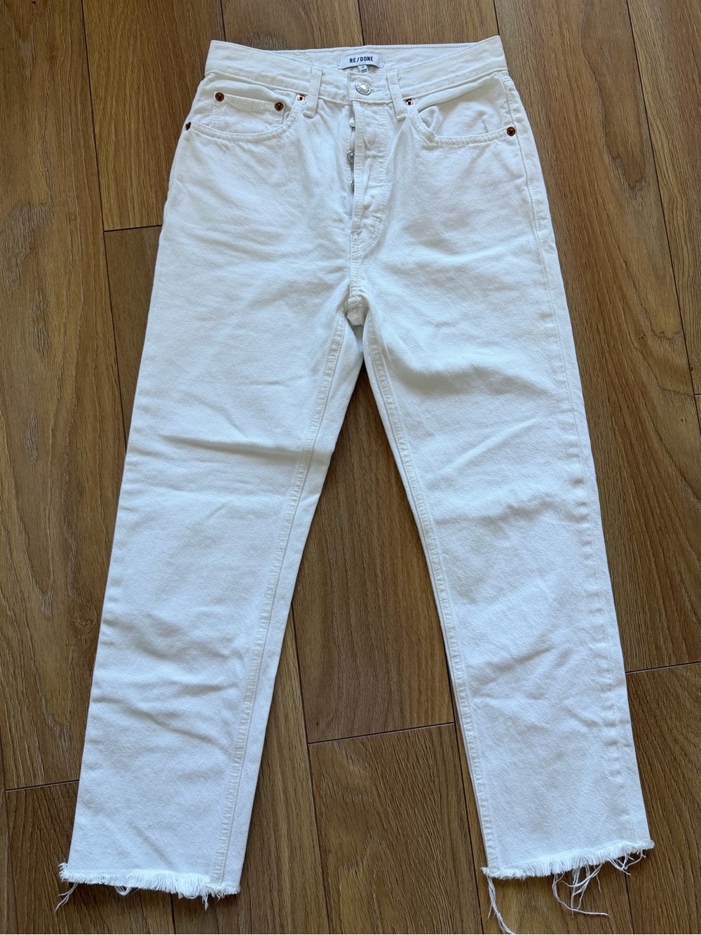 Re/Done 70s Stove Pipe White Straight-Leg Jeans REVOLVE